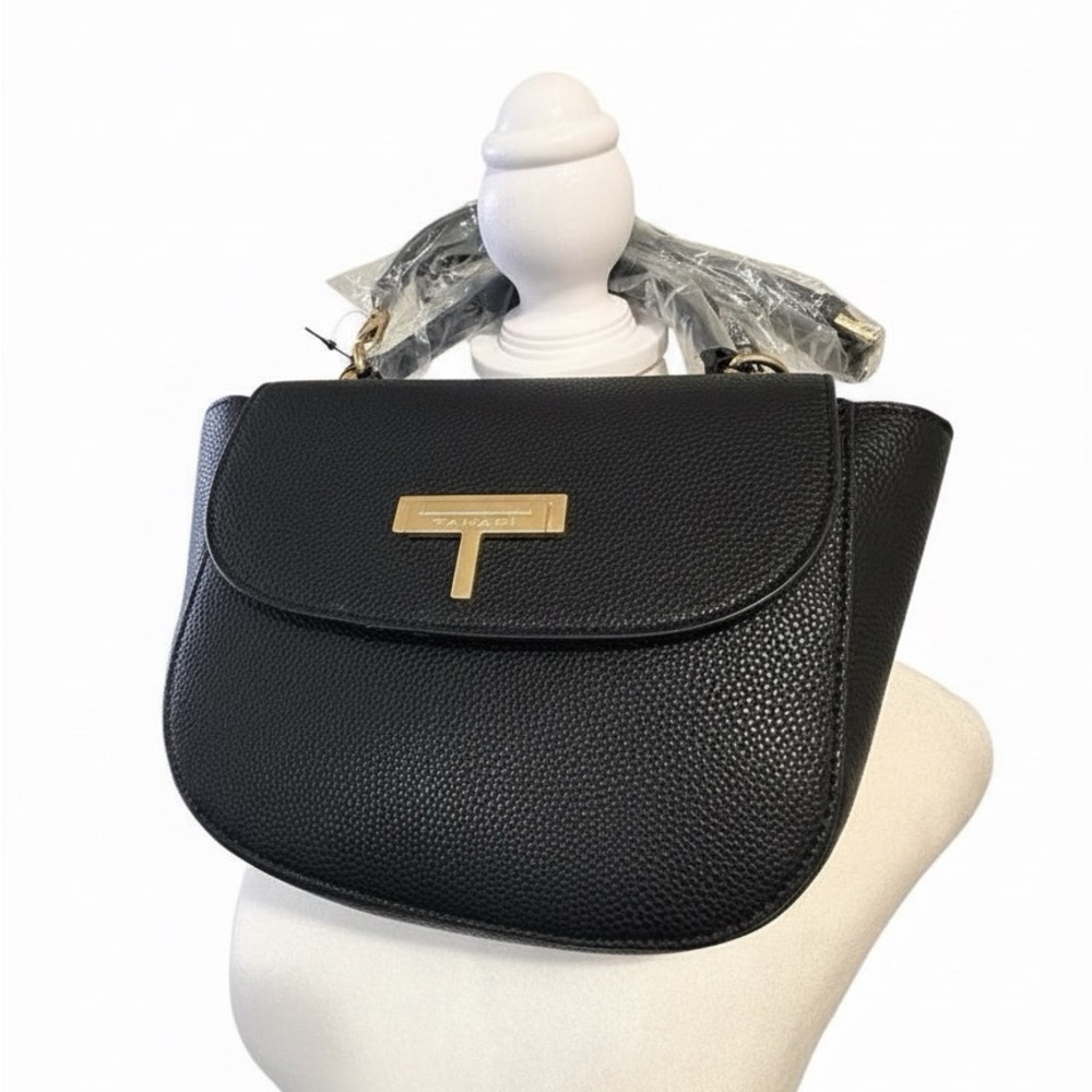 NWT T. Tahari Black Pebbled Crossbody – Sleek Statement Maker